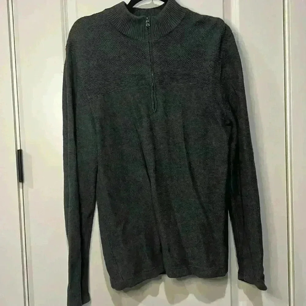 FLAG & ANTHEM Charoal Gray Quarter Zip Pullover